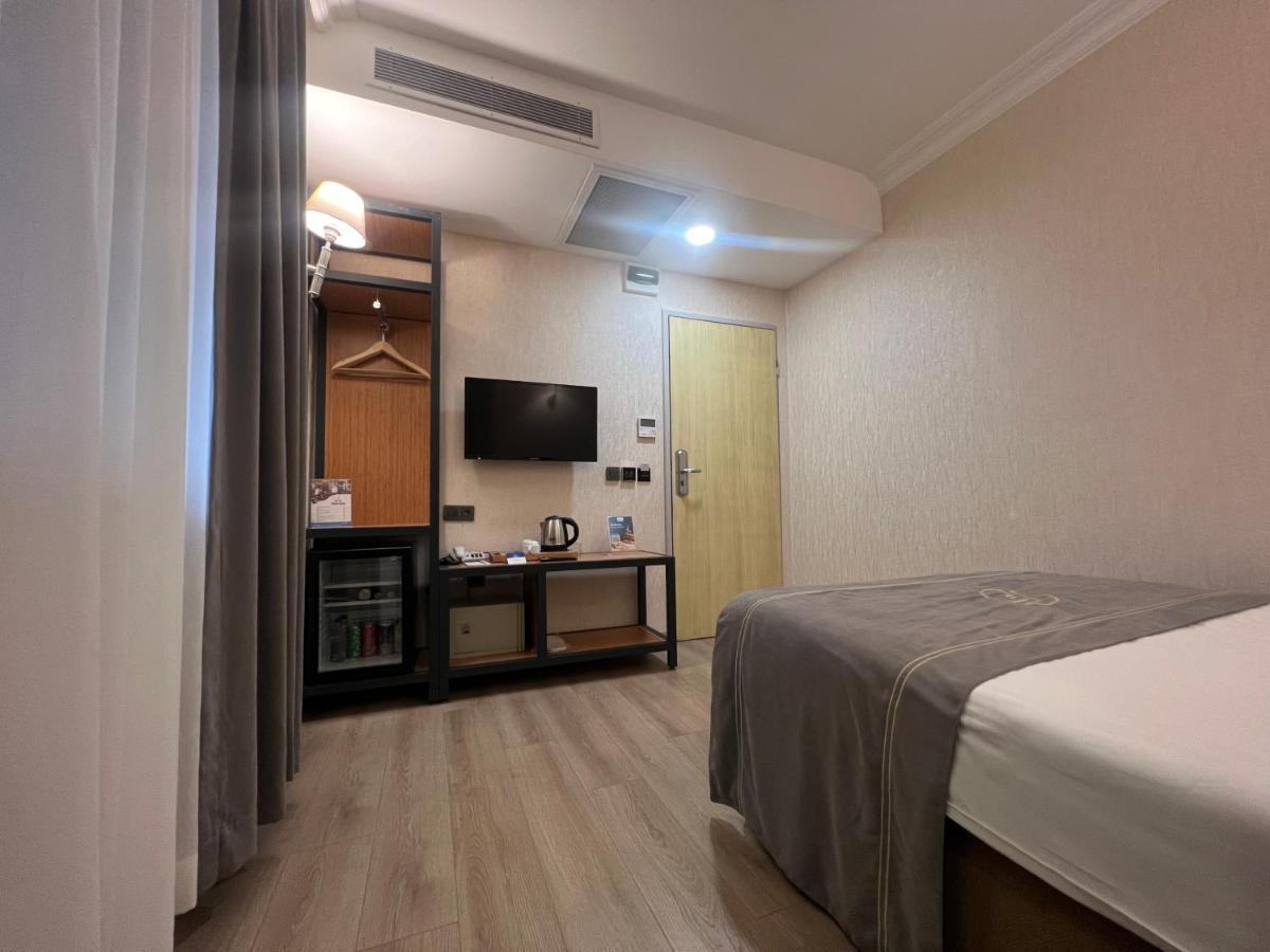 Fuar Hotel Stambuł Zewnętrze zdjęcie